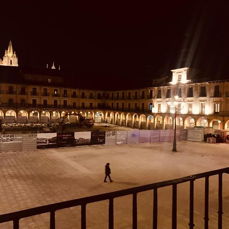 Arquitecto De La Vida- Plaza Mayor León Zewnętrze zdjęcie