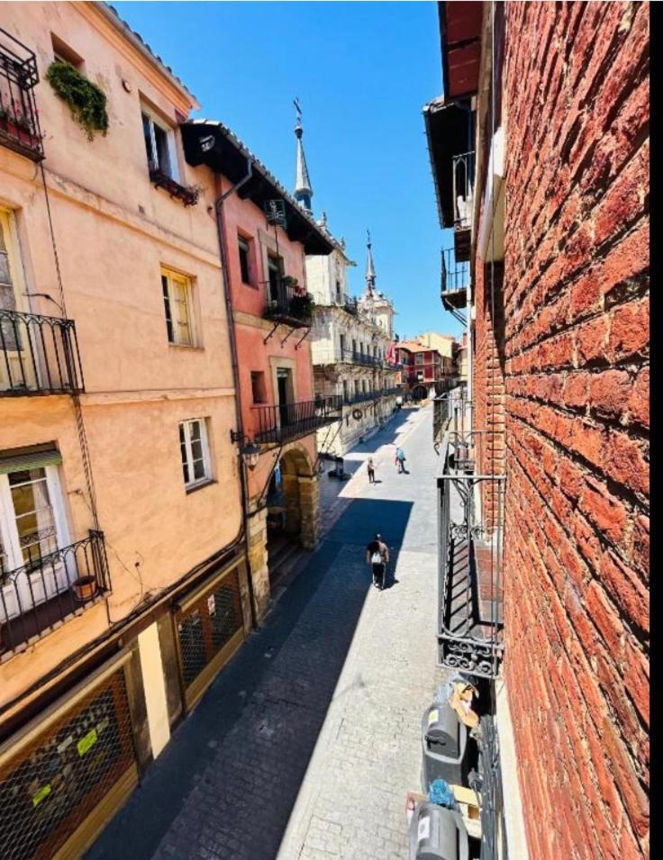 Arquitecto De La Vida- Plaza Mayor León Zewnętrze zdjęcie